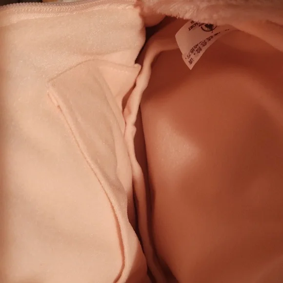 Disney Dale Plush Backpack - Picture 2 of 5